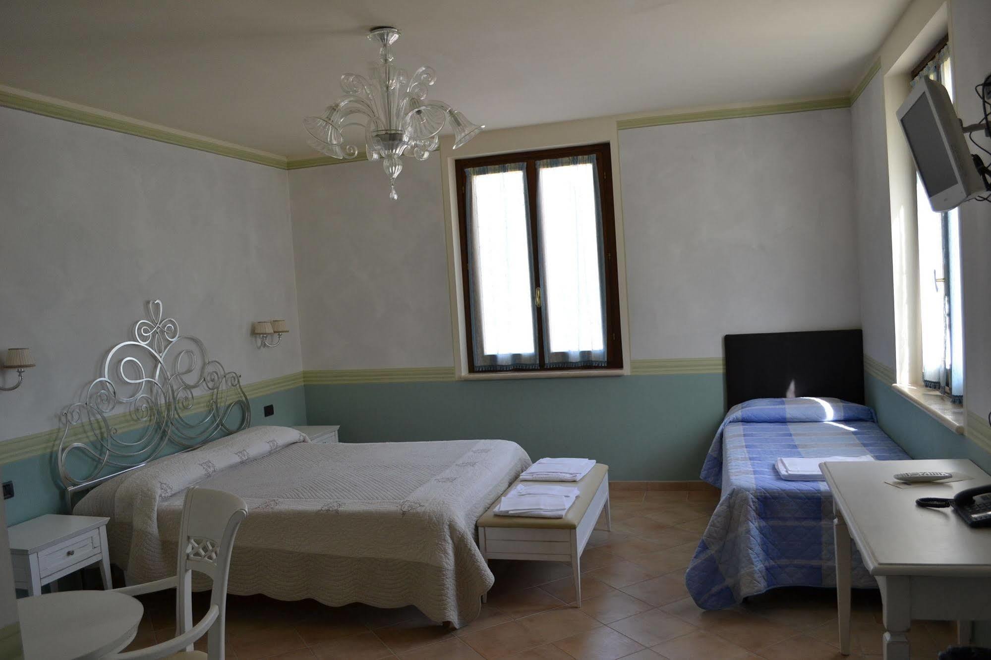 Valle Rosa Σπολέτο Εξωτερικό φωτογραφία