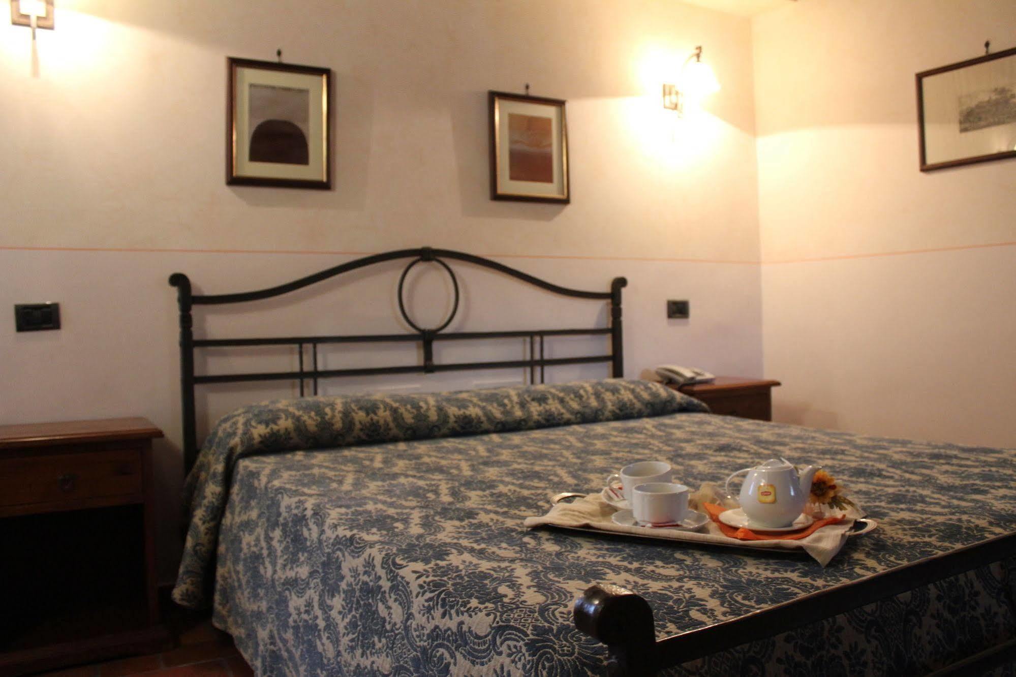 Valle Rosa Σπολέτο Εξωτερικό φωτογραφία